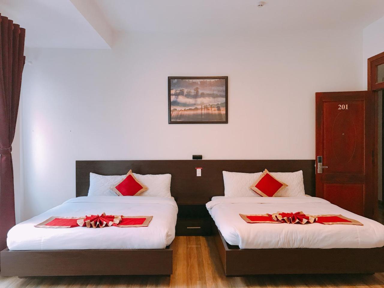 Dat Thien An Hotel Dalat Exterior foto